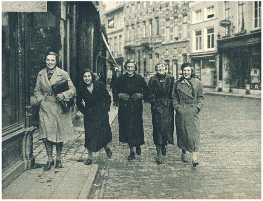 Klik voor de volgende foto