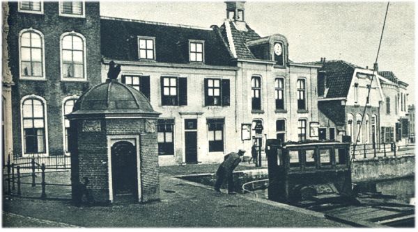 Klik voor de volgende foto