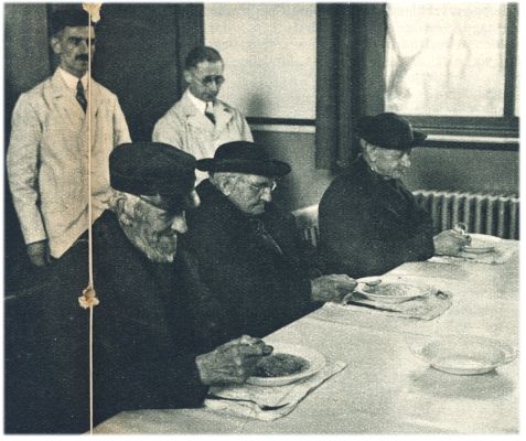 Klik voor de volgende foto