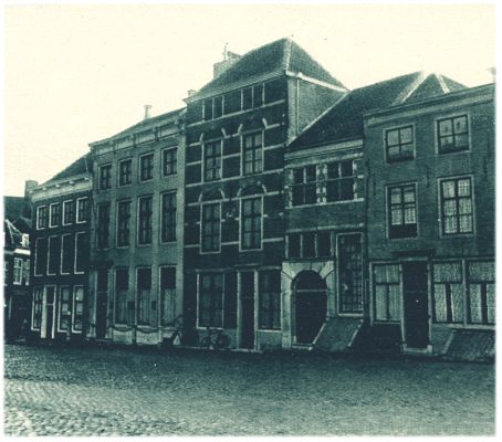 Klik voor de volgende foto