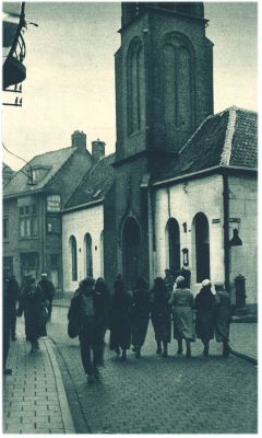Klik voor de volgende foto