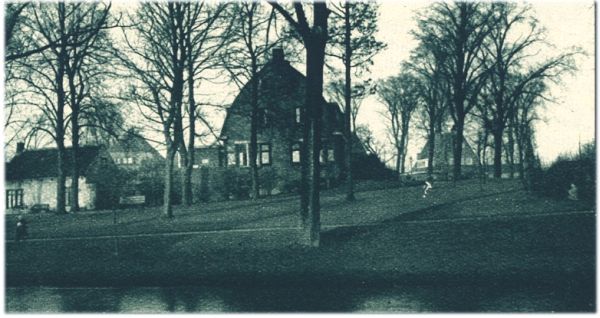 Klik voor de volgende foto