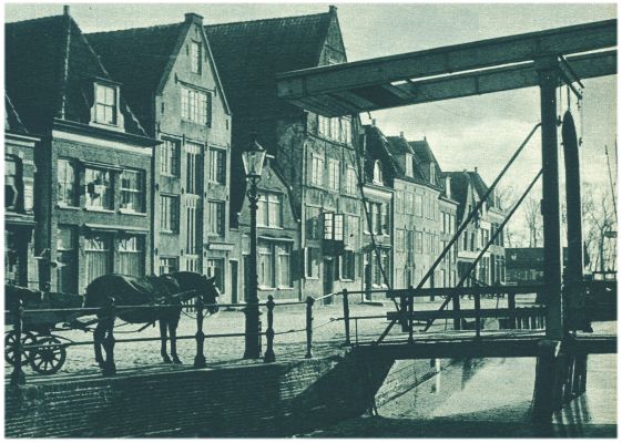 Klik voor de volgende foto