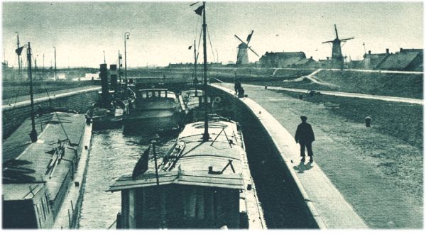 Klik voor de volgende foto