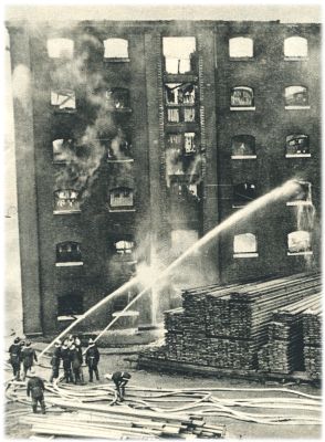 Klik voor de volgende foto