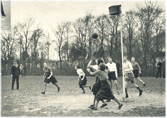 Klik voor de volgende foto