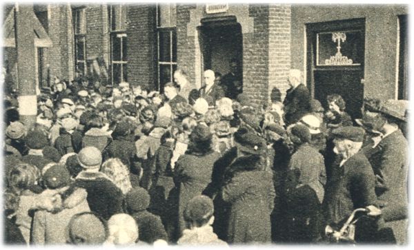 Klik voor de volgende foto