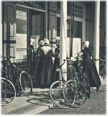 Klik voor de volgende foto