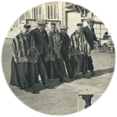 Klik voor de volgende foto