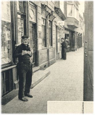 Klik voor de volgende foto