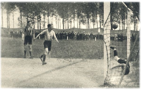 Klik voor de volgende foto