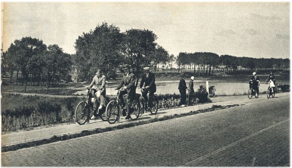 Klik voor de volgende foto