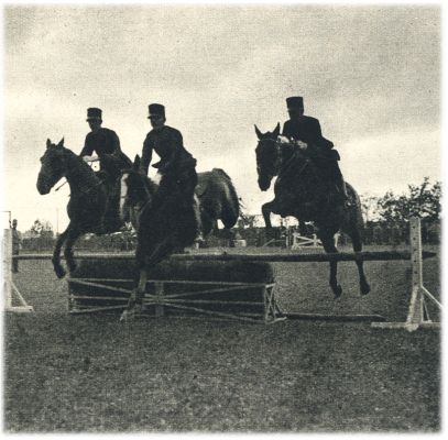 Klik voor de volgende foto