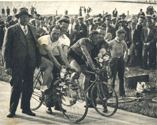 Klik voor de volgende foto