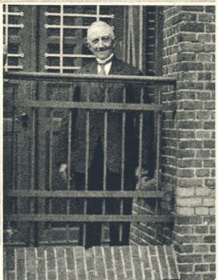 Klik voor de volgende foto