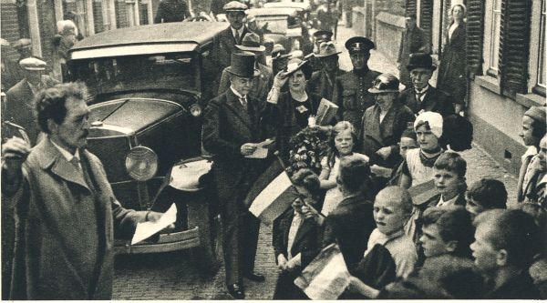 Klik voor de volgende foto