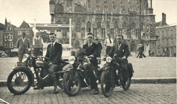 Klik voor de volgende foto