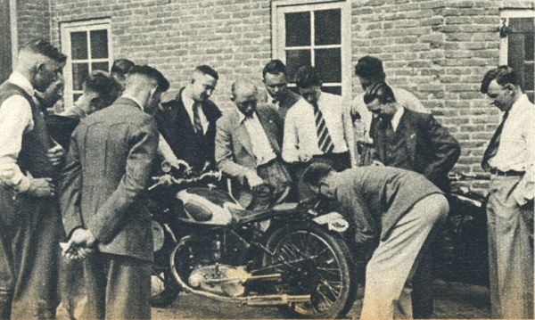 Klik voor de volgende foto