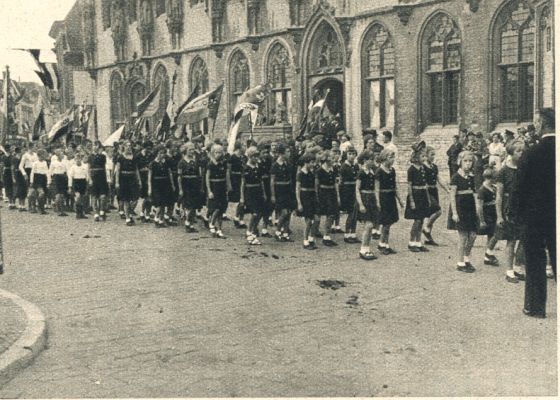 Klik voor de volgende foto