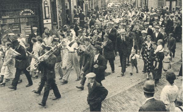 Klik voor de volgende foto