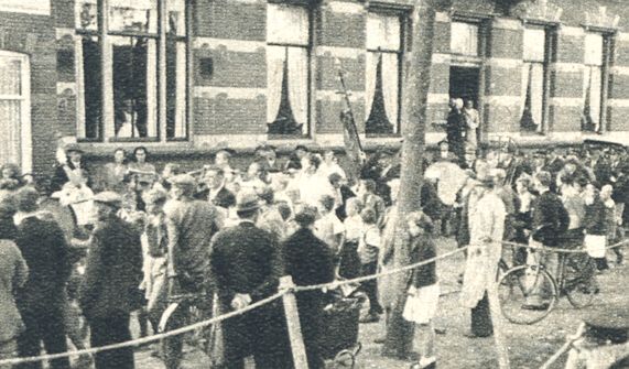 Klik voor de volgende foto