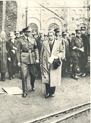 Klik voor de volgende foto