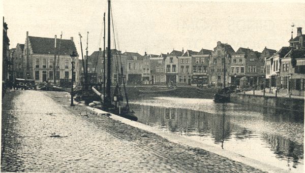 Klik voor de volgende foto