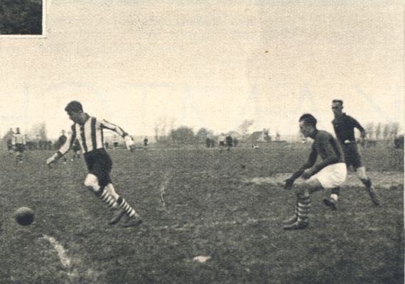 Klik voor de volgende foto