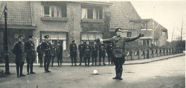 Klik voor de volgende foto