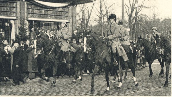 Klik voor de volgende foto