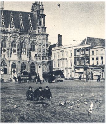Klik voor de volgende foto