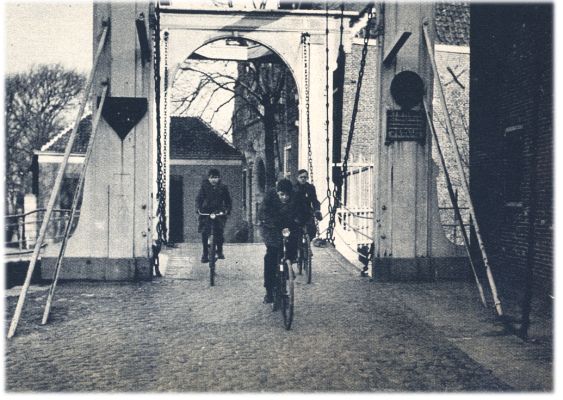 Klik voor de volgende foto