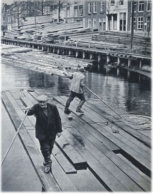 Klik voor de volgende foto