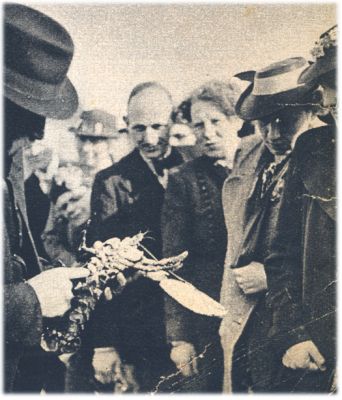 Klik voor de volgende foto