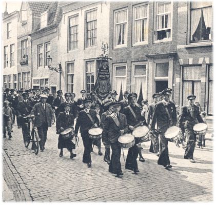 Klik voor de volgende foto