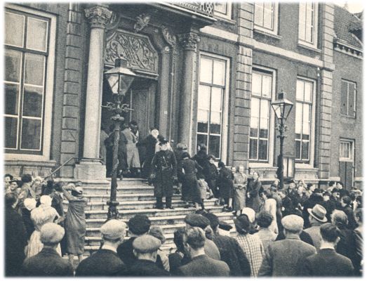 Klik voor de volgende foto