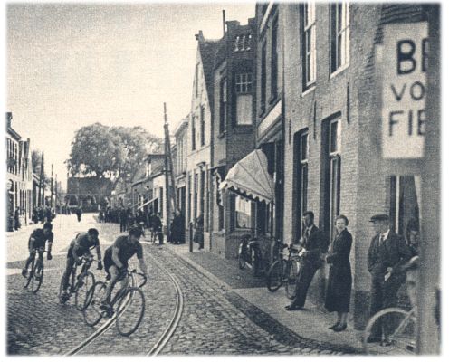 Klik voor de volgende foto