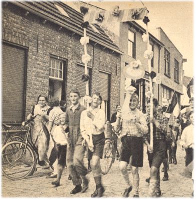 Klik voor de volgende foto