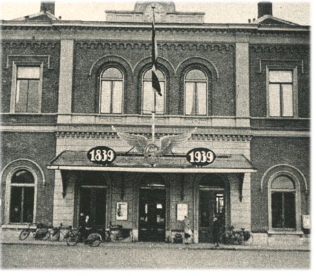 Klik voor de volgende foto