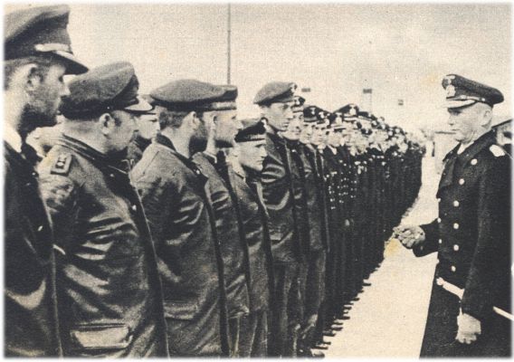 Klik voor de volgende foto