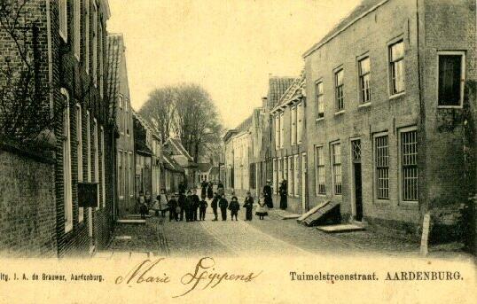 Klik voor de volgende foto