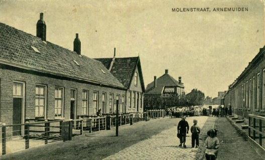 Klik voor de volgende foto