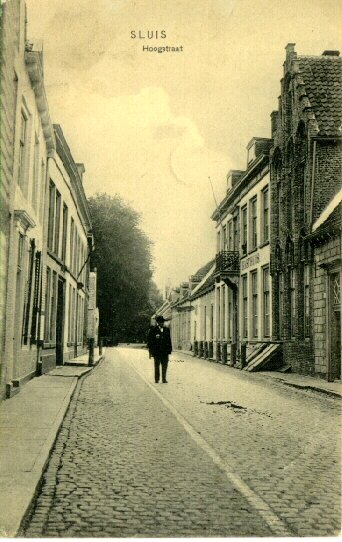 Klik voor de volgende foto