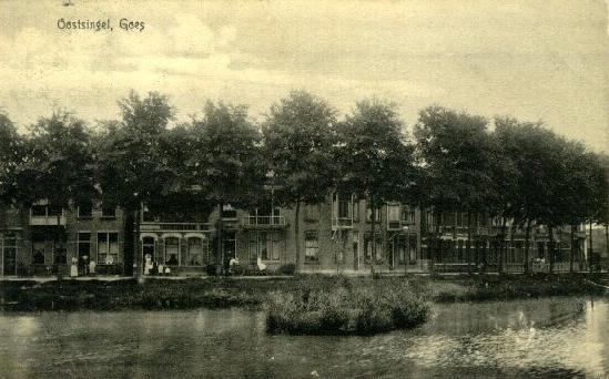 Klik voor de volgende foto