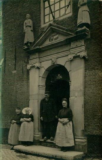 Klik voor de volgende foto