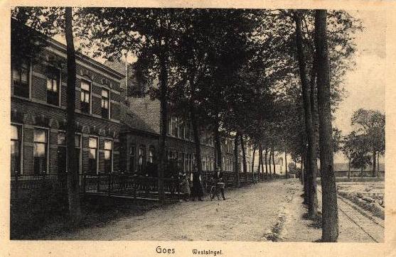 Klik voor de volgende foto